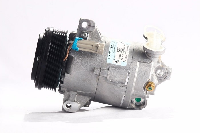 Các dấu hiệu cảnh báo lốc điều hòa ô tô bị hư hỏng và cách sửa chữa ngay lập tức.