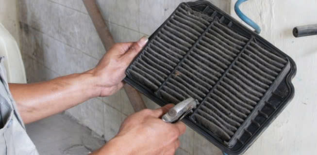 Kinh nghiệm vệ sinh điều hòa ô tô đơn giản, hiệu quả để duy trì hiệu suất và bảo vệ sức khỏe.